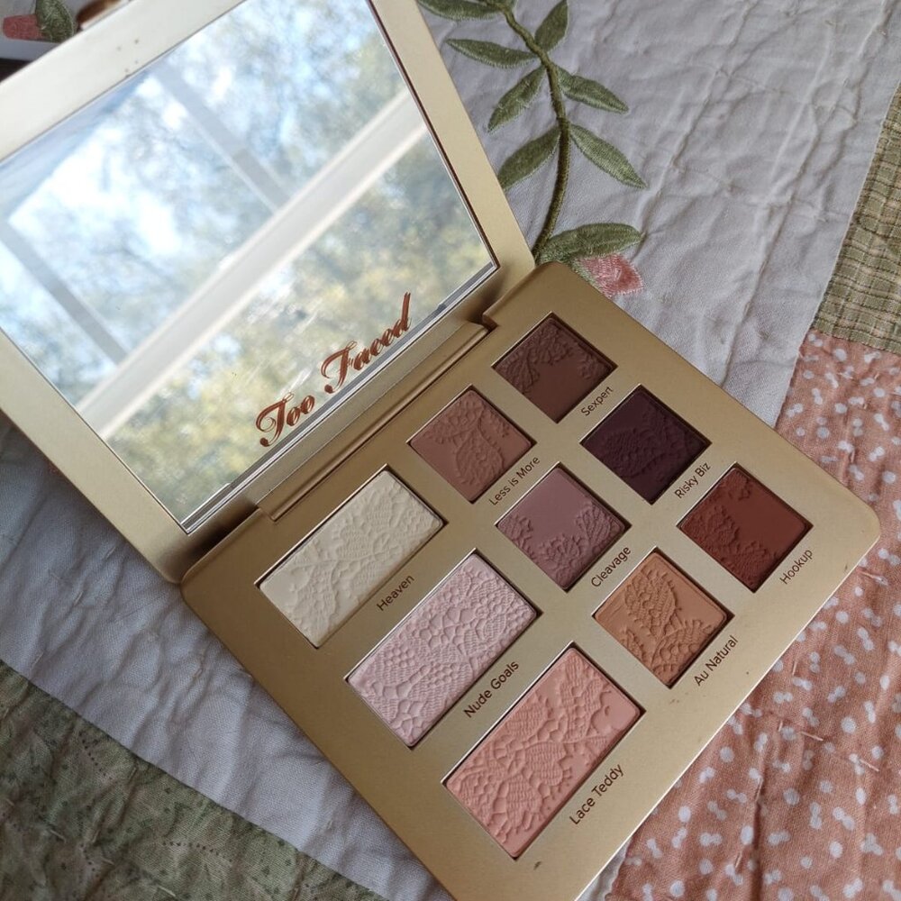 ​Too Faced Natural Matte Eyeshadow Palette​